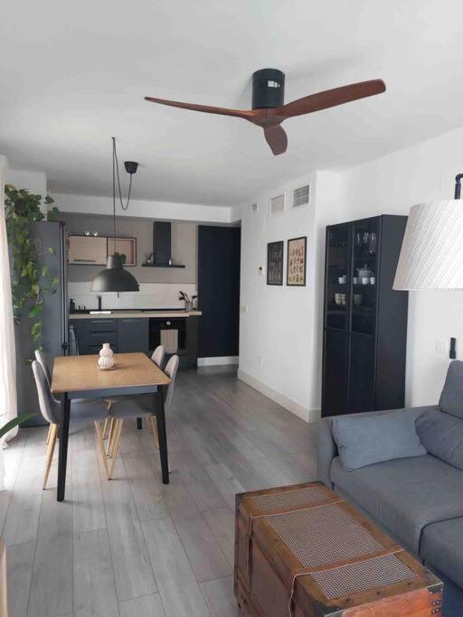 Cozy Apartment Малага Екстер'єр фото