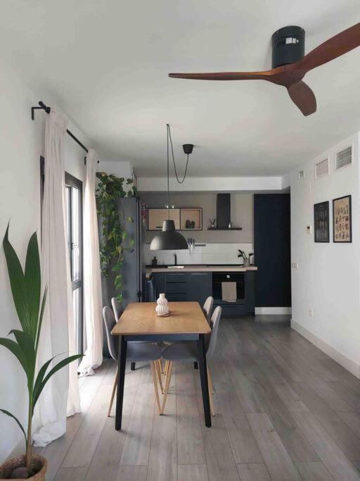 Cozy Apartment Малага Екстер'єр фото